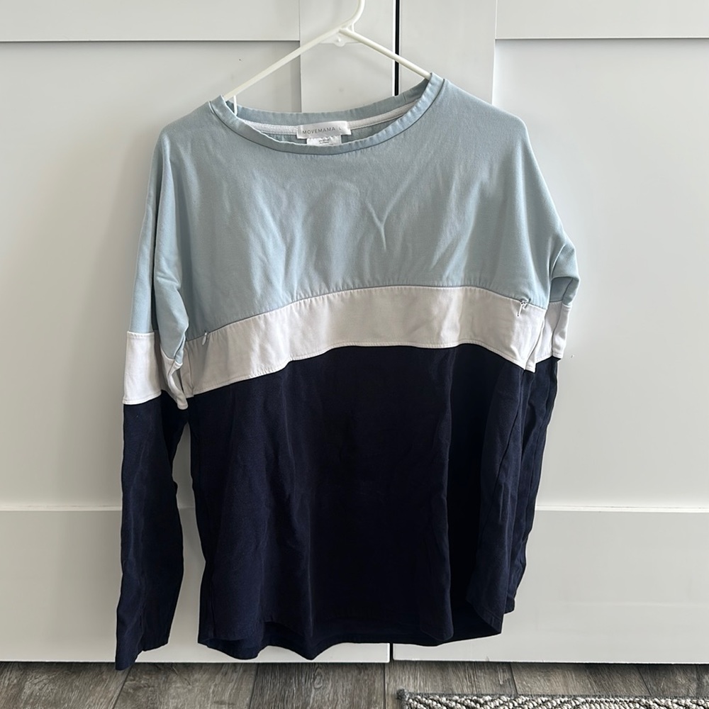 Movemama breastfeeding long sleeved shirt